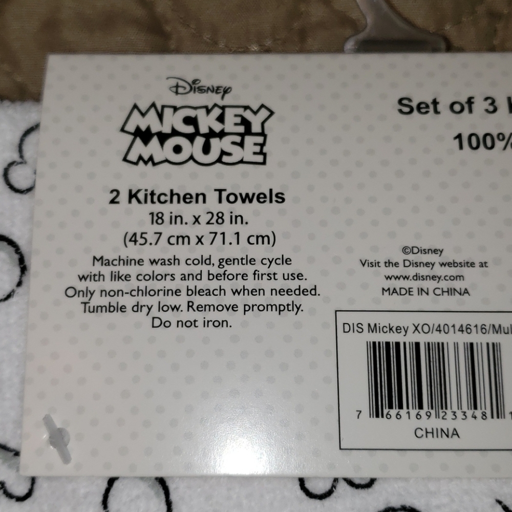 MICKEY MOUSE VALENTINE KITCHEN TOWELS AND MITT - Picture 5 of 5